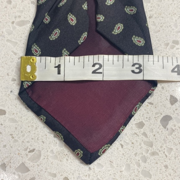 Briar Silk Tie Black Paisley Length 59” preppy classic - Picture 4 of 7